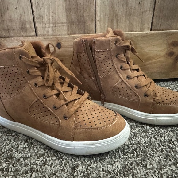 Sneaker boots - Picture 2 of 6